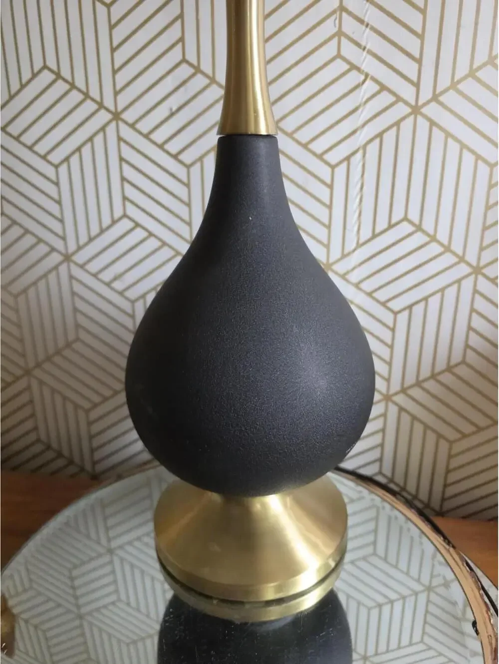Vintage Midcentury Black And Gold Metallic Teardrop Table Lamp